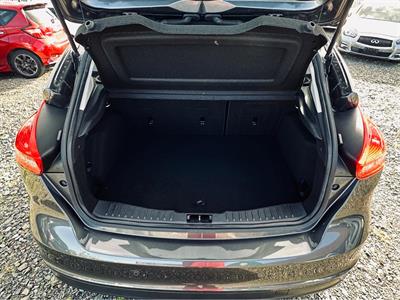 2016 Ford Focus - Thumbnail