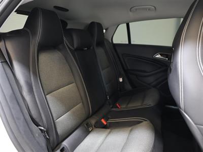 2018 Mercedes-Benz CLA 180 - Thumbnail