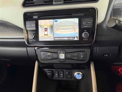 2019 Nissan Leaf - Thumbnail