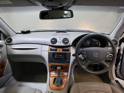 2005 Mercedes-Benz CLK 240 - Thumbnail