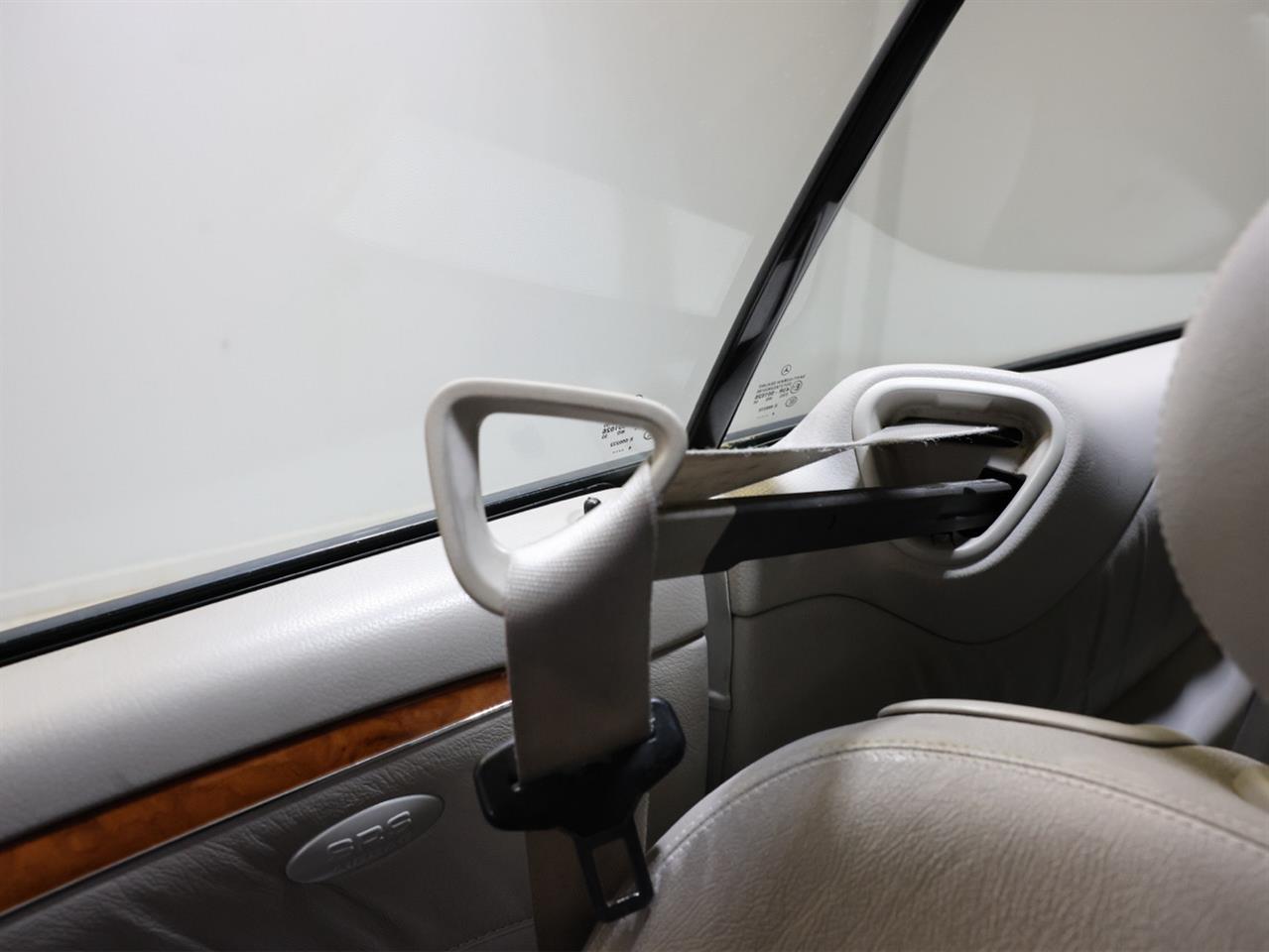 2005 Mercedes-Benz CLK 240