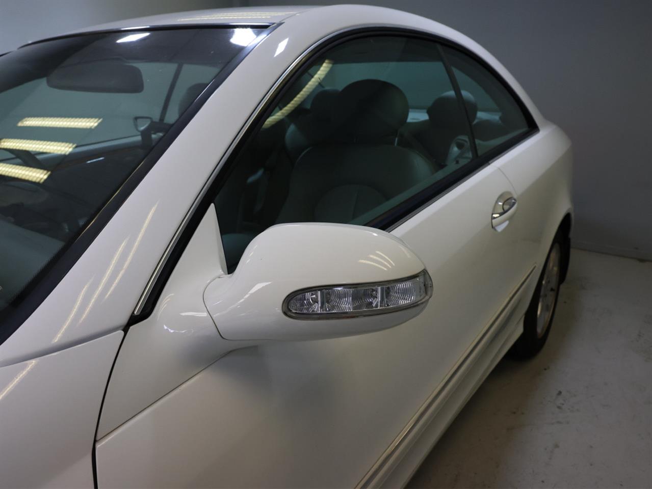 2005 Mercedes-Benz CLK 240