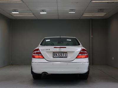 2005 Mercedes-Benz CLK 240 - Thumbnail