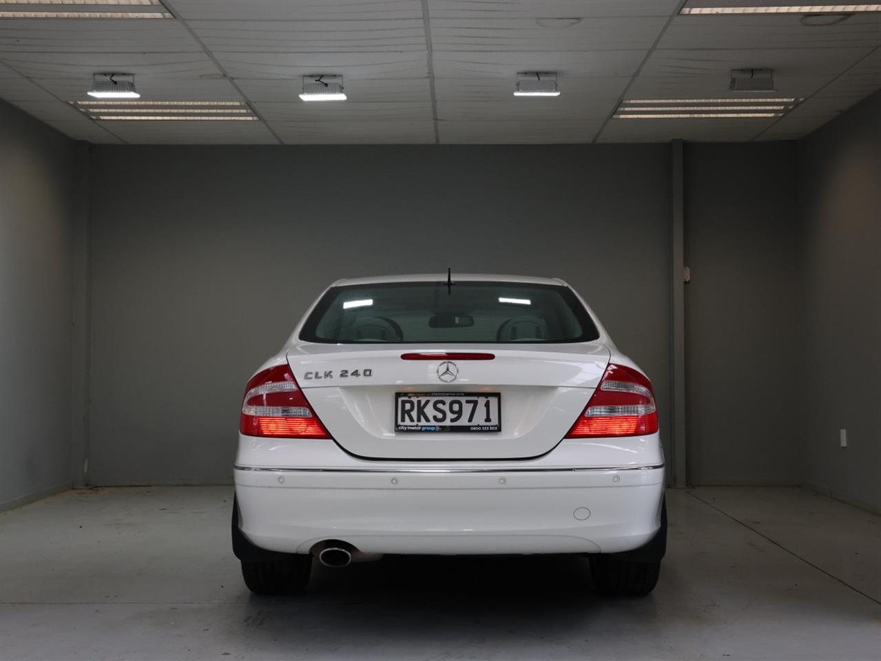 2005 Mercedes-Benz CLK 240