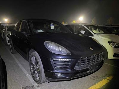 2015 Porsche Macan
