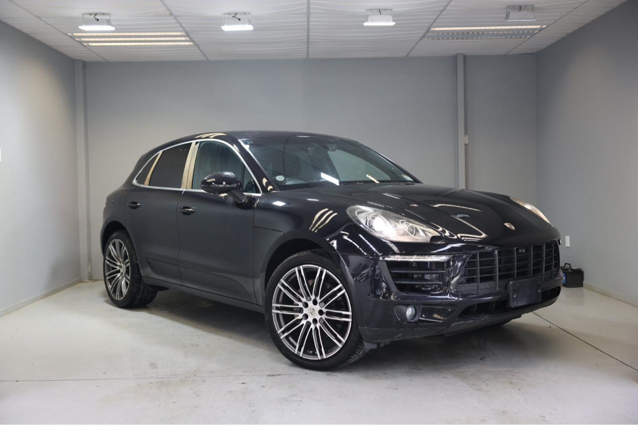 2015 Porsche Macan