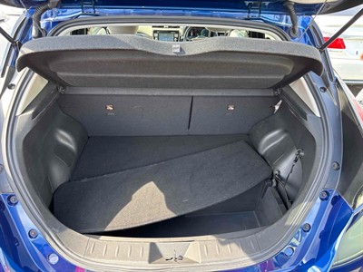 2017 Nissan Leaf - Thumbnail