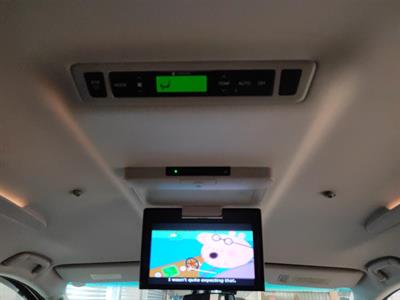 2013 Toyota Alphard - Thumbnail