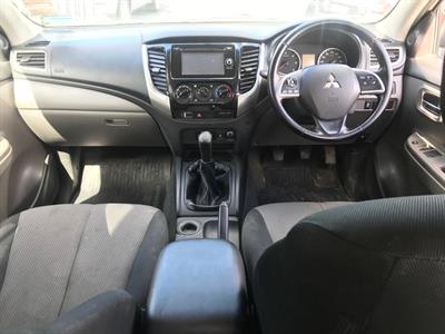 2016 Mitsubishi Triton - Thumbnail