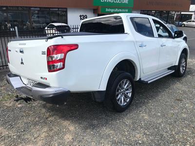 2016 Mitsubishi Triton - Thumbnail