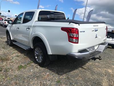 2016 Mitsubishi Triton - Thumbnail