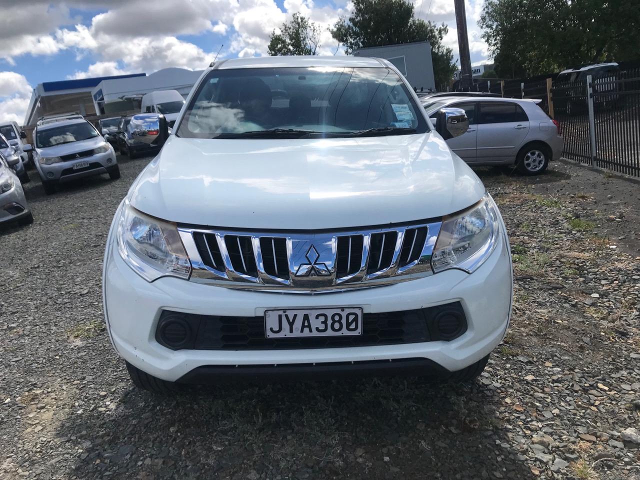 2016 Mitsubishi Triton
