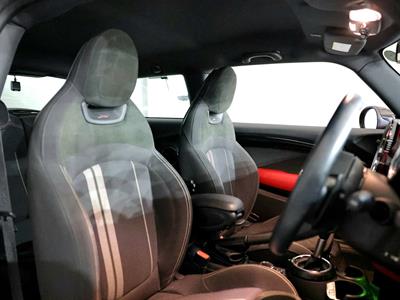2015 Mini Cooper - Thumbnail