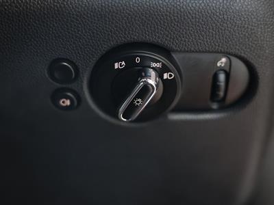 2015 Mini Cooper - Thumbnail