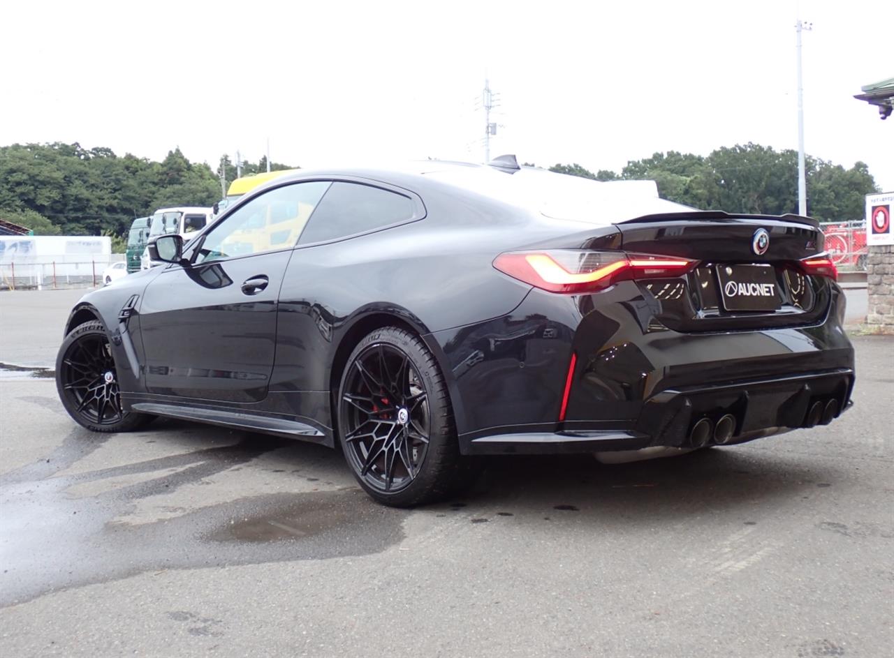 2023 BMW M4