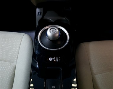 2012 Nissan Leaf - Thumbnail