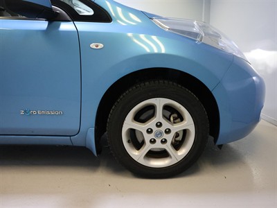 2012 Nissan Leaf - Thumbnail