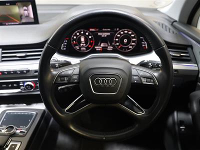2016 Audi Q7 - Thumbnail