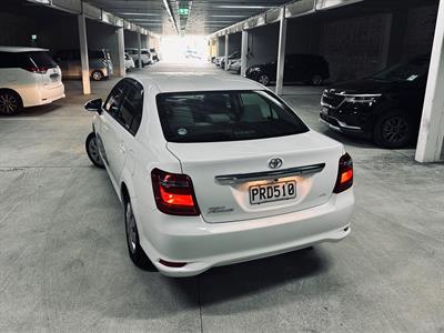 2017 Toyota Corolla - Thumbnail