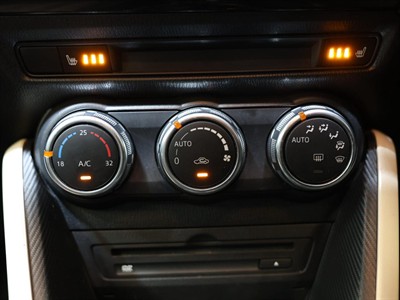 2015 Mazda Demio - Thumbnail