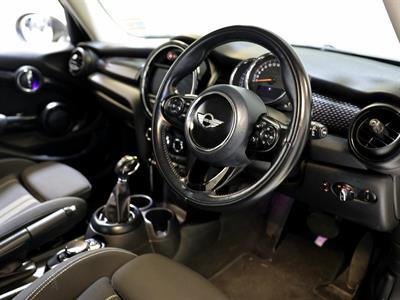 2018 Mini Cooper - Thumbnail