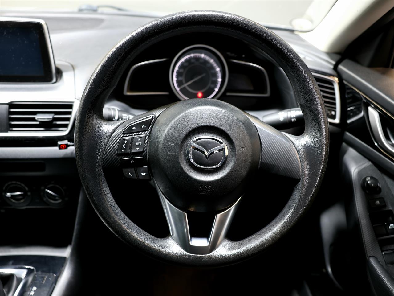 2014 Mazda Axela