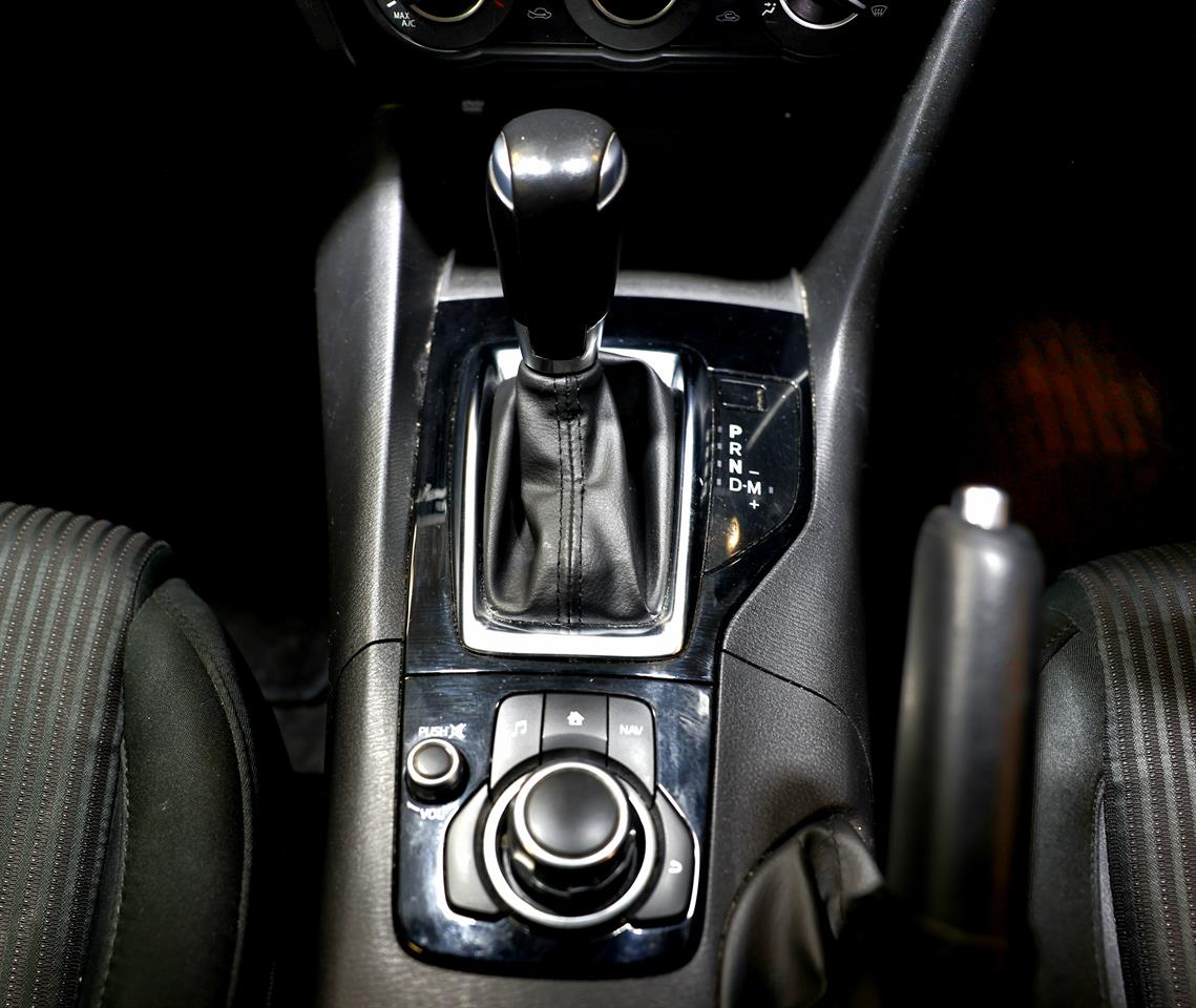 2014 Mazda Axela