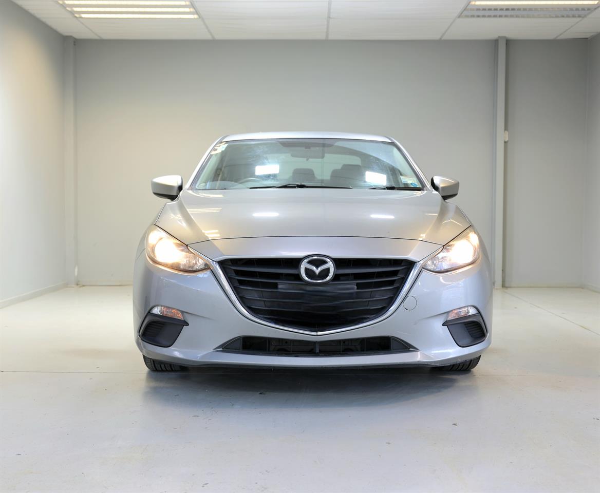 2014 Mazda Axela