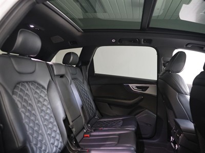 2018 Audi SQ7 - Thumbnail