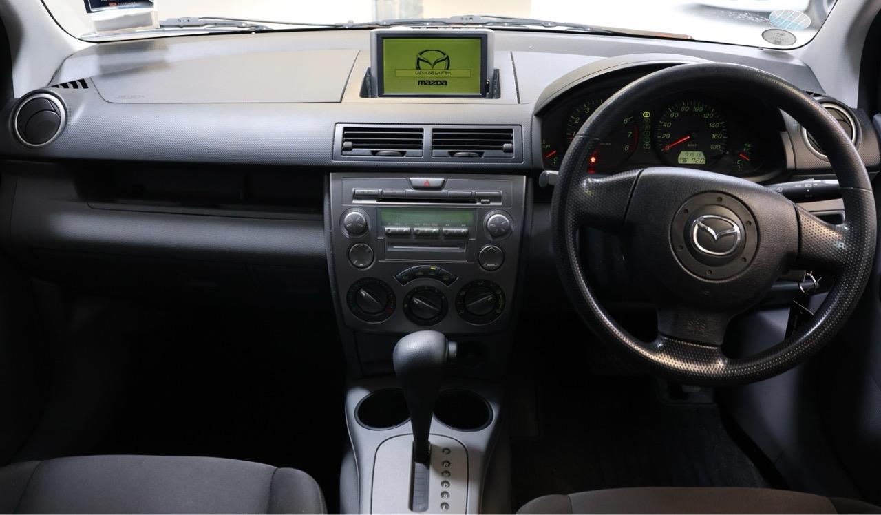 2005 Mazda Demio