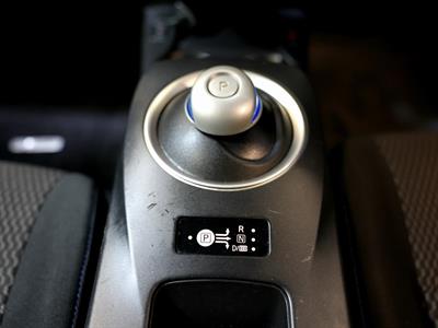 2016 Nissan Leaf - Thumbnail
