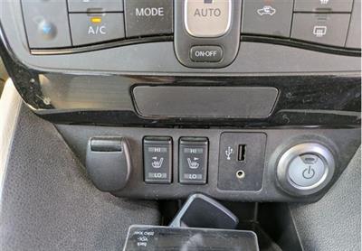 2017 Nissan Leaf - Thumbnail