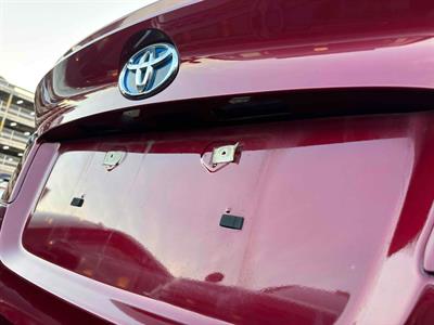 2017 Toyota C-HR - Thumbnail