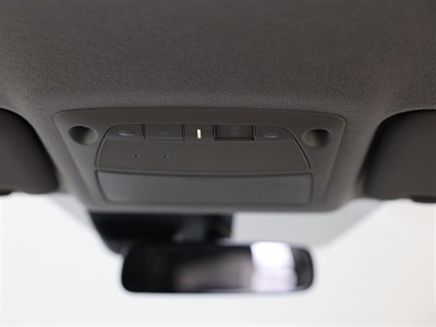 2016 Nissan Leaf - Thumbnail