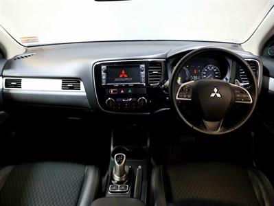 2013 Mitsubishi Outlander - Thumbnail