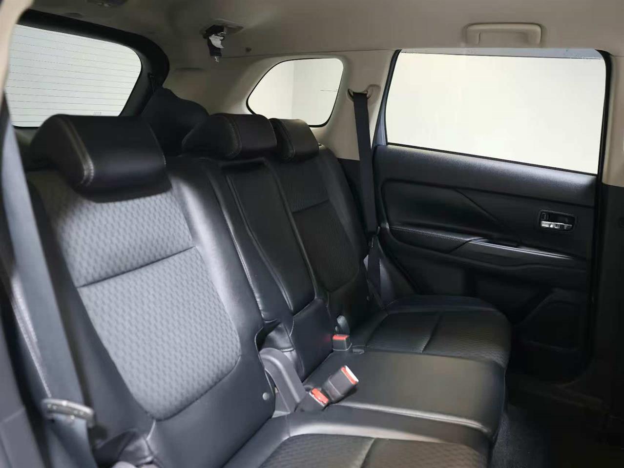 2013 Mitsubishi Outlander