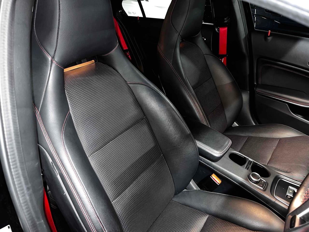 2014 Mercedes-Benz A 45