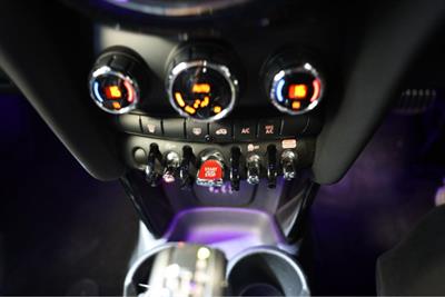 2017 Mini Cooper - Thumbnail