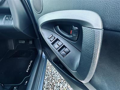 2009 Toyota RAV4 - Thumbnail