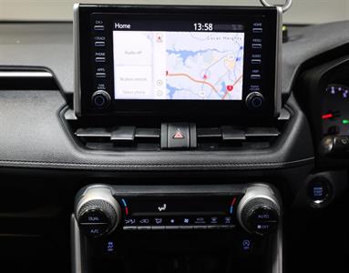2020 Toyota RAV4 - Thumbnail