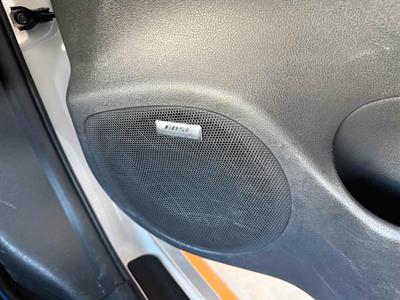 2024 Nissan Leaf - Thumbnail