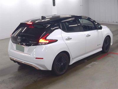 2024 Nissan Leaf - Thumbnail