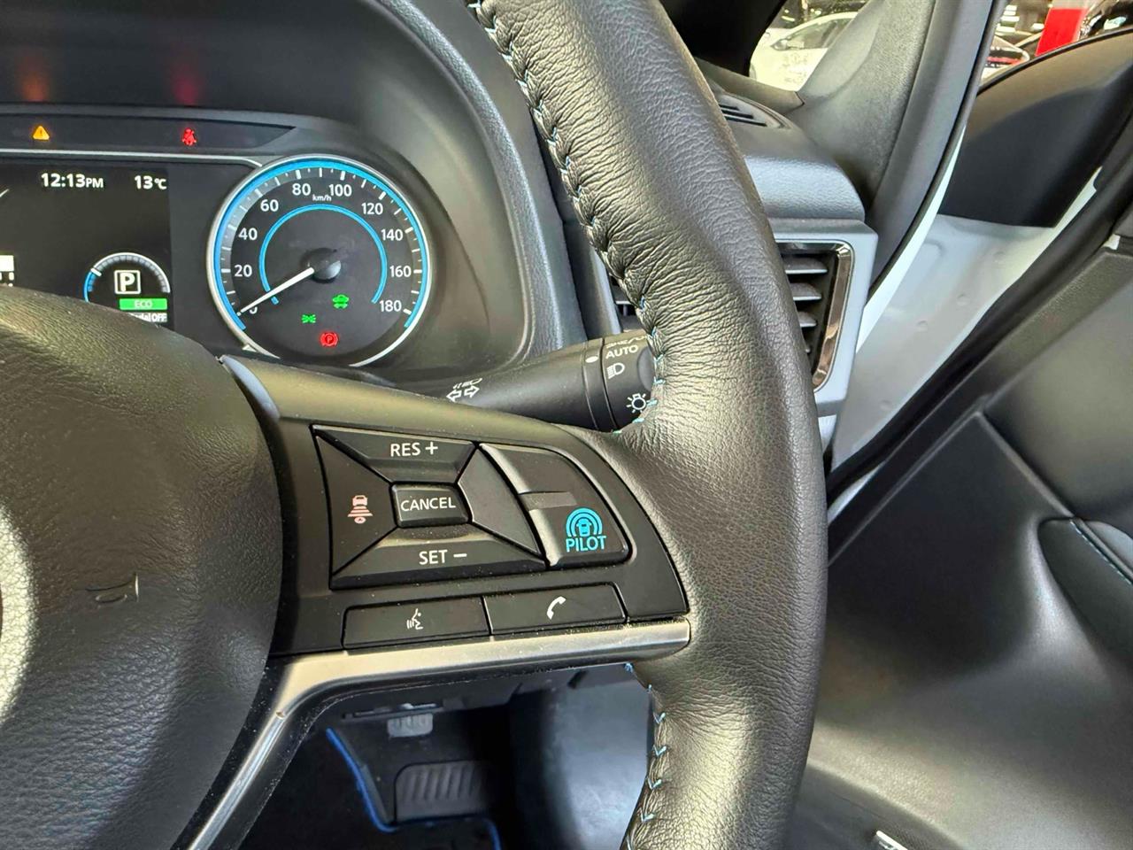 2024 Nissan Leaf