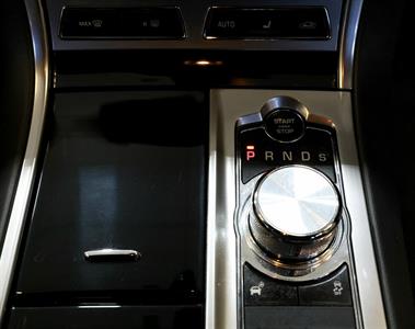2015 Jaguar XF - Thumbnail