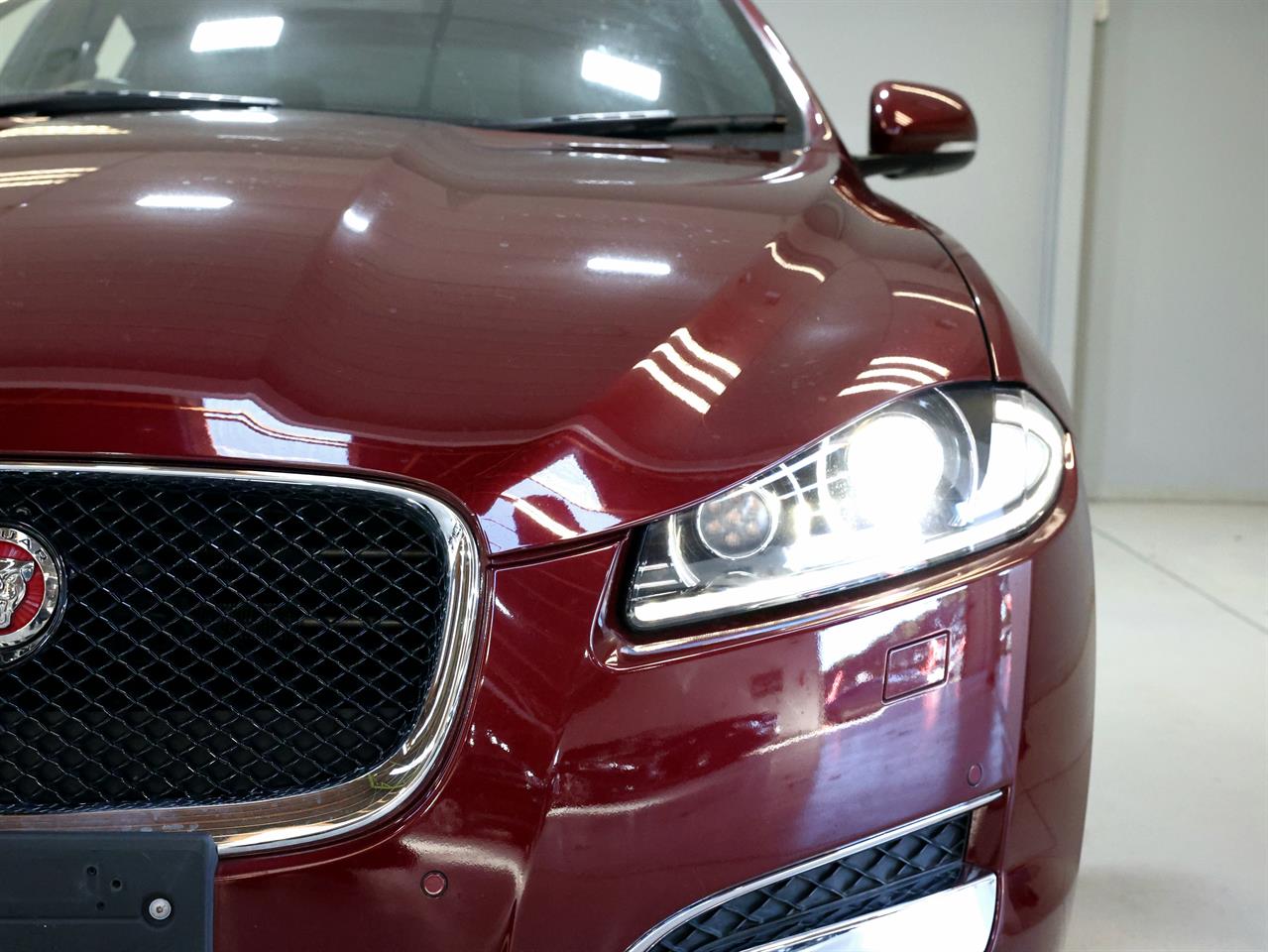 2015 Jaguar XF