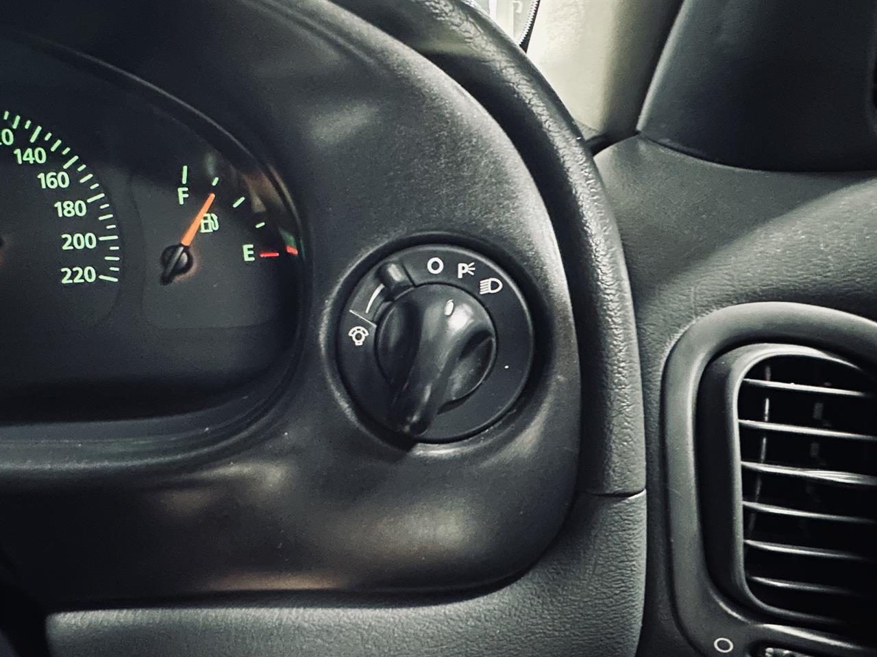 2000 Holden Commodore