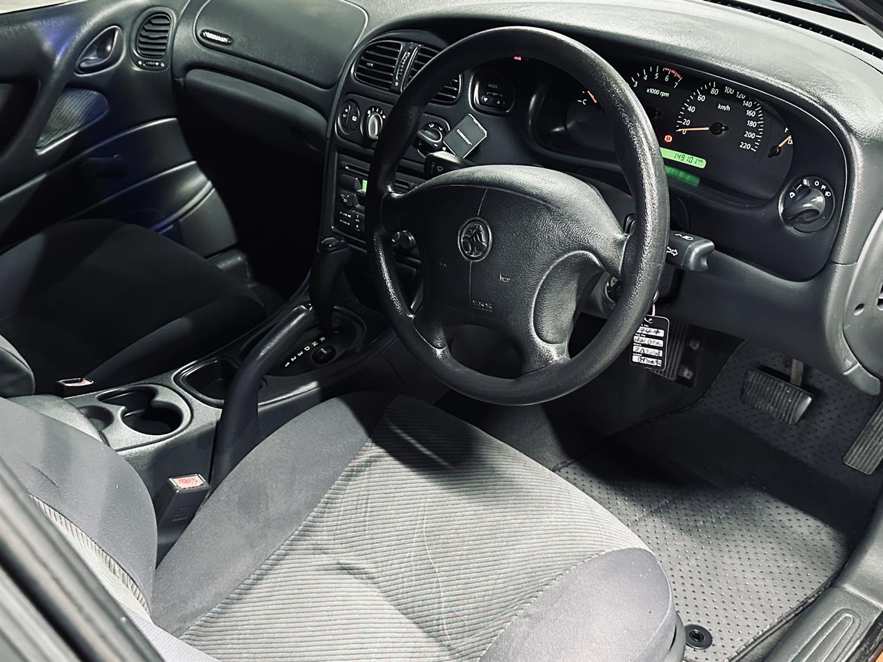 2000 Holden Commodore