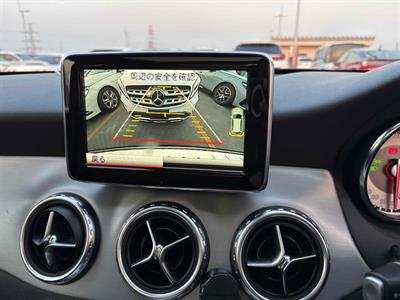 2015 Mercedes-Benz GLA 250 - Thumbnail