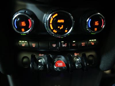 2015 Mini Cooper - Thumbnail