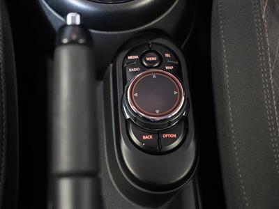 2015 Mini Cooper - Thumbnail